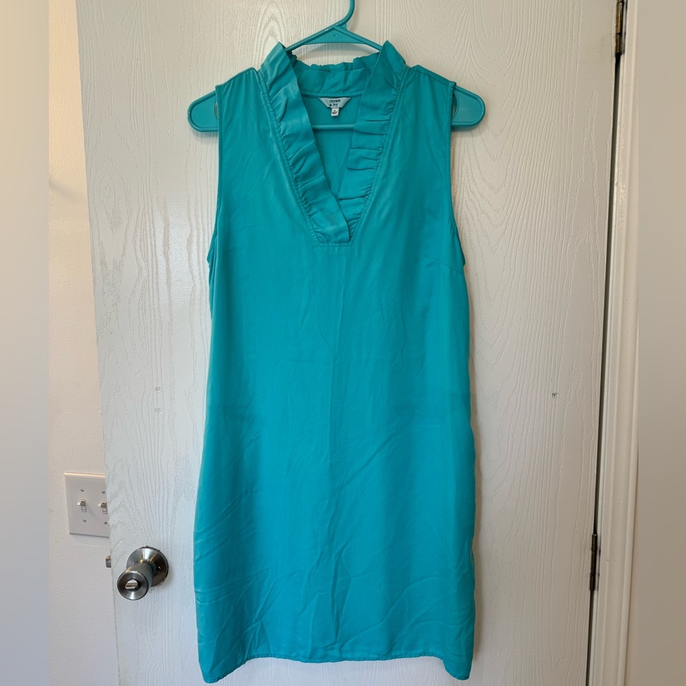 Crown & Ivy dress with pockets sz S